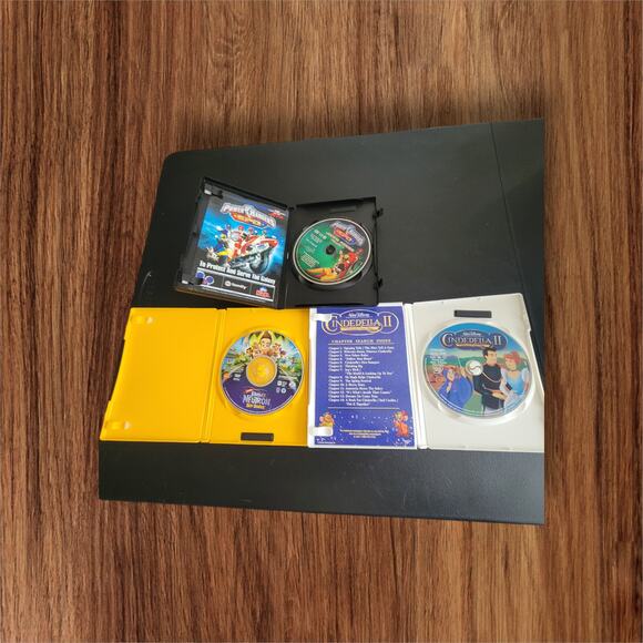 Great Kids Movie Total of Six movies All DVD's Several Classics Check out Below - Picture 8 of 8